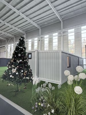 Acciaio Galvanizzato 40ft Contenitore Espandibile Casa Due Camere Da Letto Camera Principiale Con Finestra Scorrevole In Plastico In Acciaio 920*920mm E Dimensione Piegata
